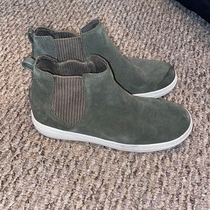 Wedge High-Top Sketchers